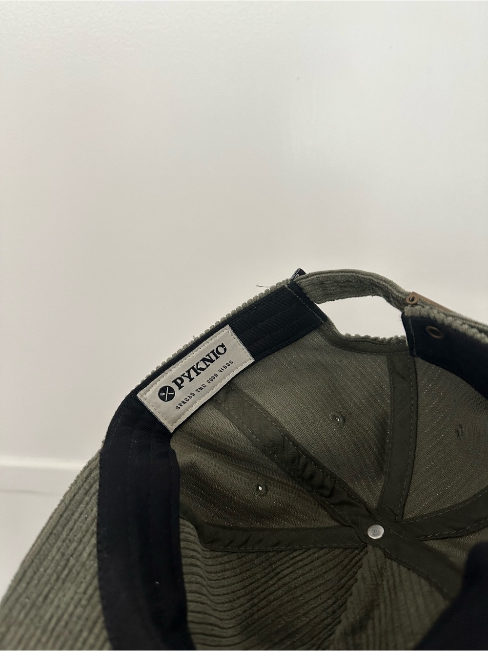 Pyknic Hat - Picture 6 of 6